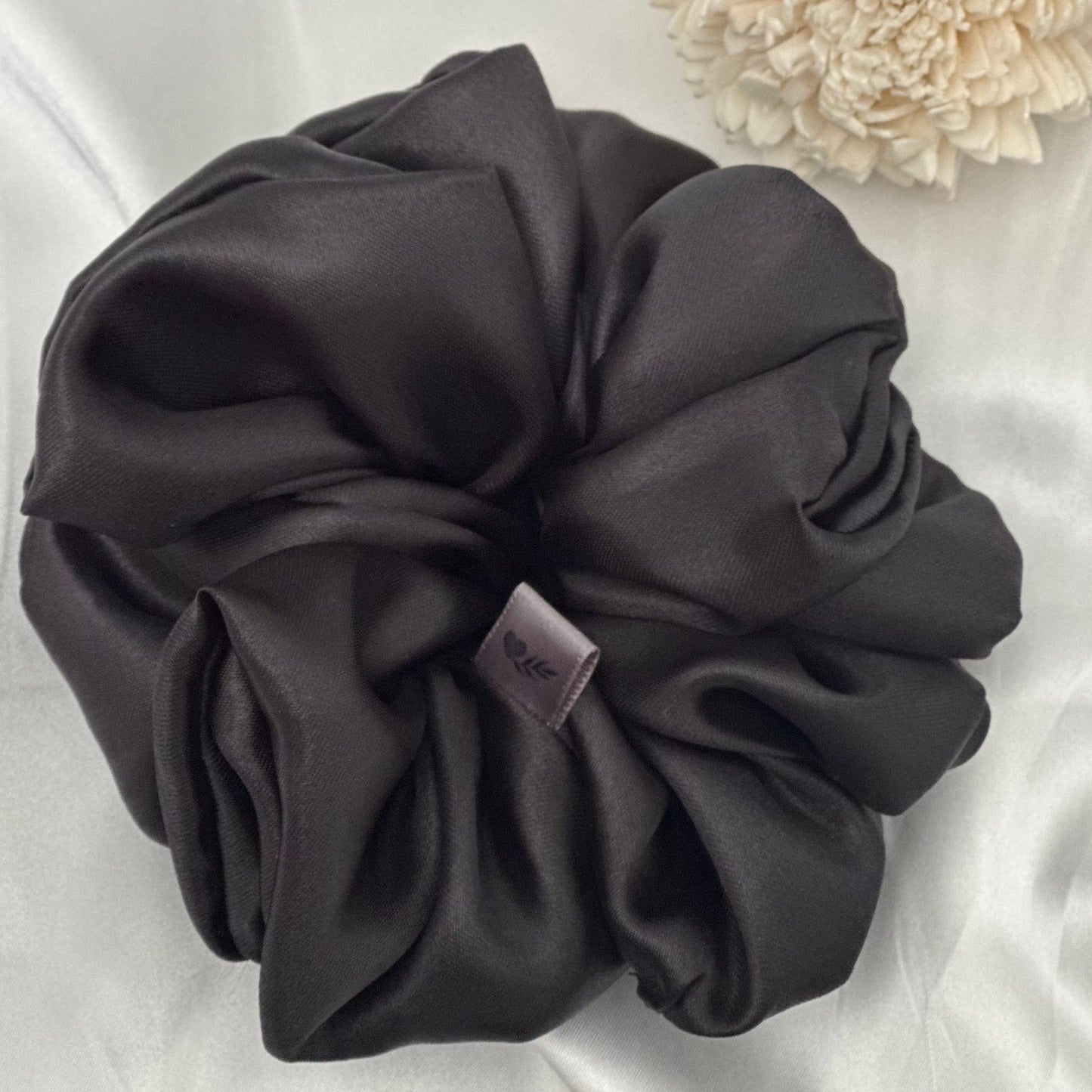 Raven XL Scrunchie