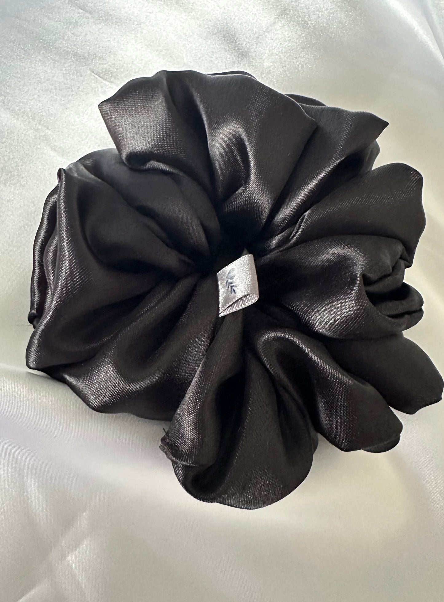 Raven XL Scrunchie